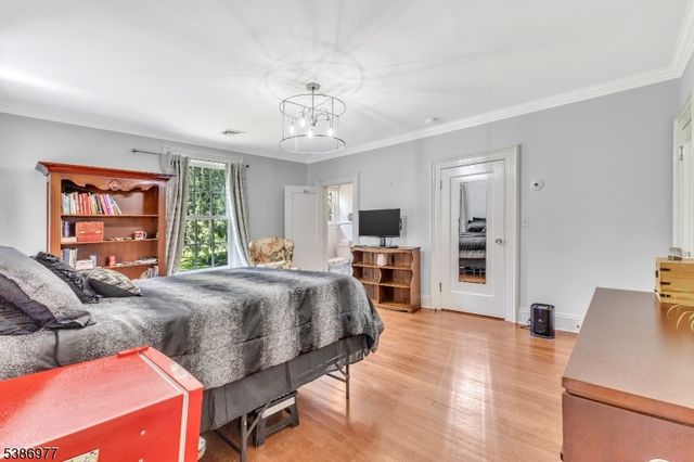 65 S Mountain Ave, Montclair Twp., NJ 07042