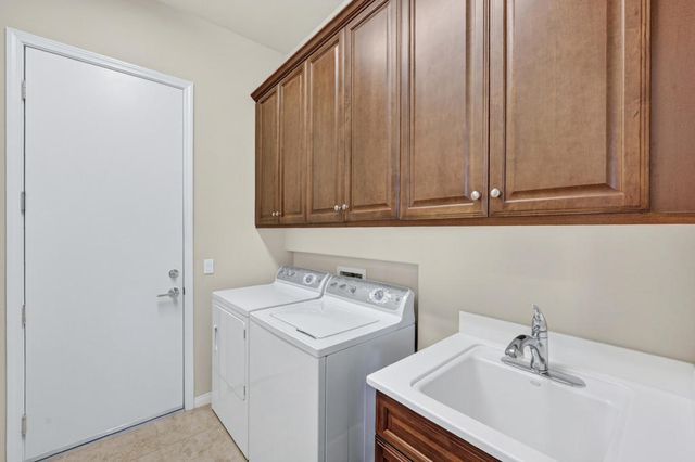 81674 Avenida De Baile, Indio, CA 92203