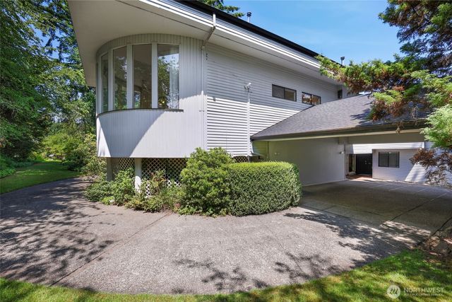 1205 11th Court SW, Olympia, WA 98502
