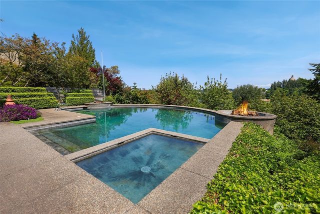 1205 11th Court SW, Olympia, WA 98502