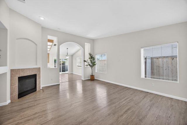 9995 Tarzo Way, Elk Grove, CA 95757