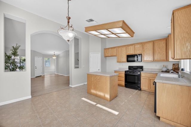 9995 Tarzo Way, Elk Grove, CA 95757