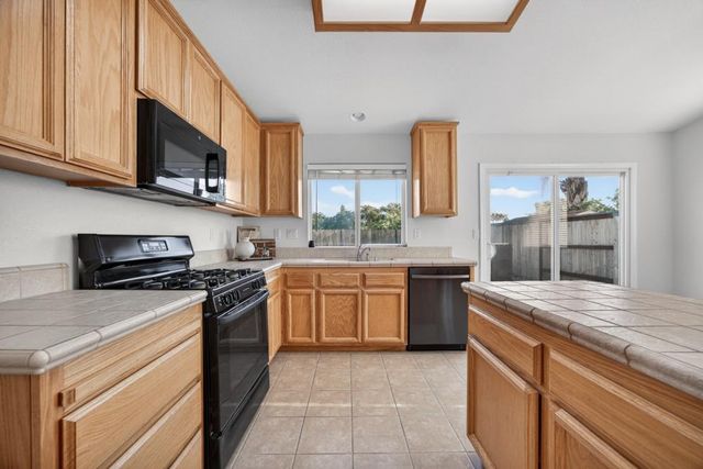 9995 Tarzo Way, Elk Grove, CA 95757