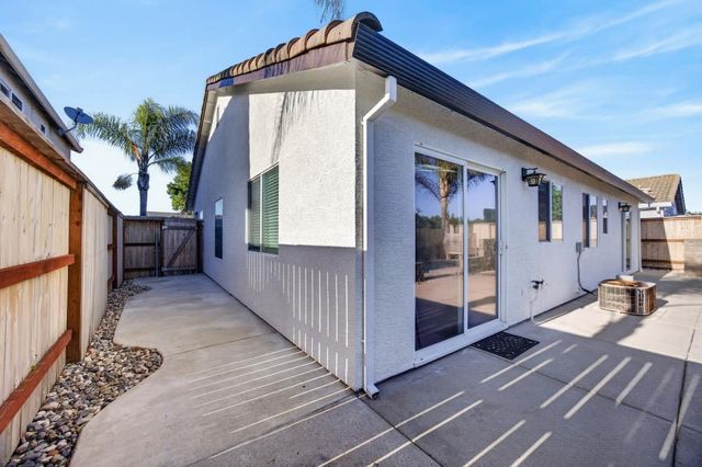 9995 Tarzo Way, Elk Grove, CA 95757