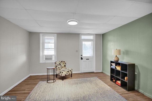 32 S ELM ST, Robesonia, PA 19551