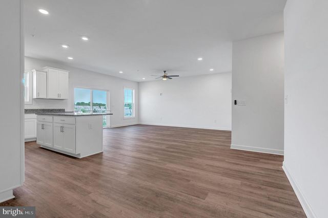 216 RIDGE VIEW LN, Hanover, PA 17331