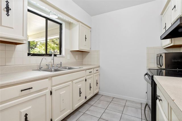 847 CARLSON DRIVE, Orlando, FL 32804