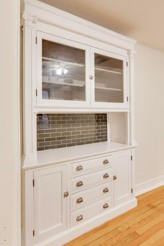 4002 N Hermitage Avenue 1, Chicago, IL 60613