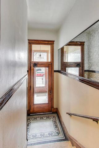 4002 N Hermitage Avenue 1, Chicago, IL 60613