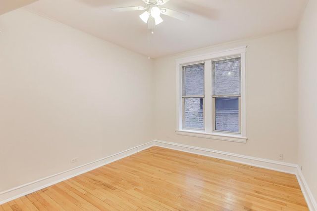 4002 N Hermitage Avenue 1, Chicago, IL 60613