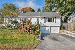 63 Rice St, Abington, MA 02169