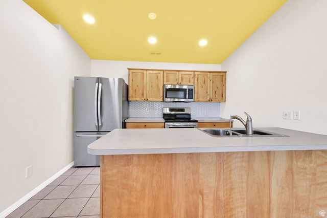 339 E 1900 N, North Ogden, UT 84414