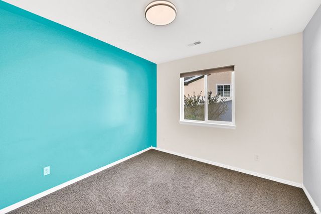 339 E 1900 N, North Ogden, UT 84414