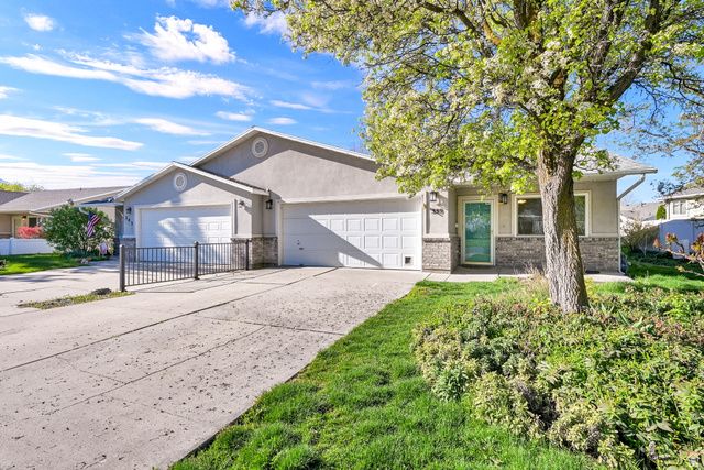 339 E 1900 N, North Ogden, UT 84414