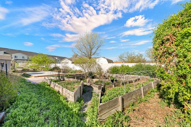 339 E 1900 N, North Ogden, UT 84414
