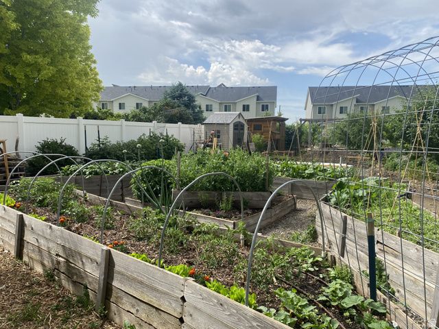 339 E 1900 N, North Ogden, UT 84414