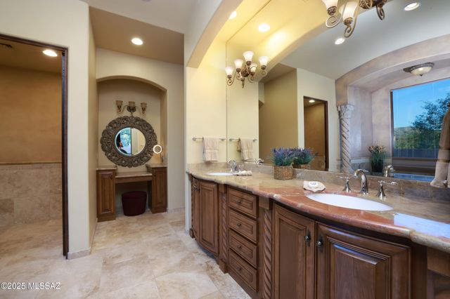 4987 N Creosote Canyon Drive, Tucson, AZ 85749