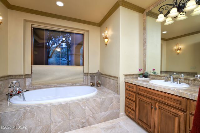 4987 N Creosote Canyon Drive, Tucson, AZ 85749