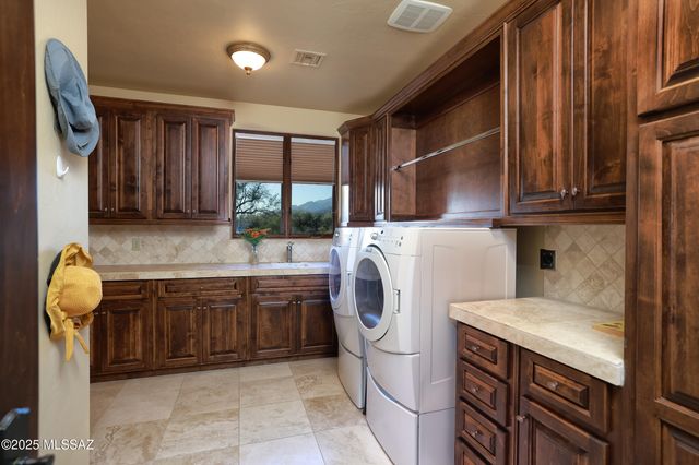 4987 N Creosote Canyon Drive, Tucson, AZ 85749