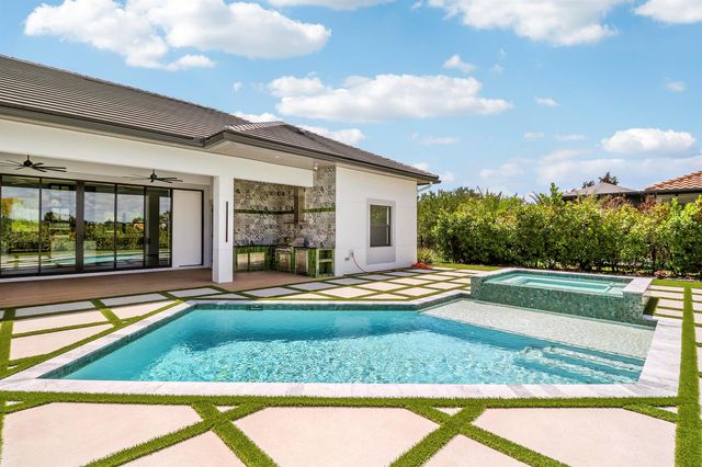 179 SE Via Terra Bella, Port St. Lucie, FL 34952