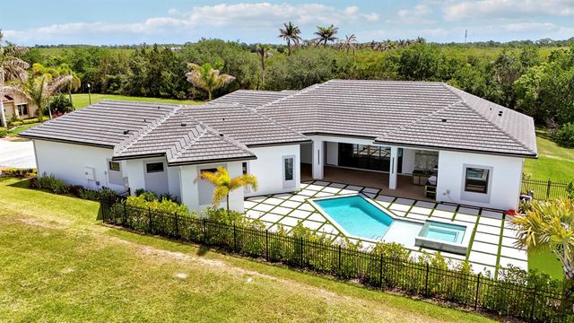 179 SE Via Terra Bella, Port St. Lucie, FL 34952