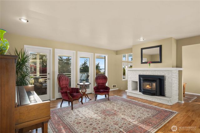 26445 Marine View Drive S, Des Moines, WA 98198
