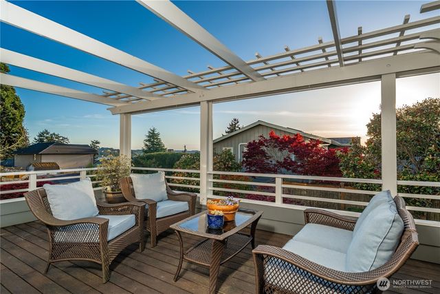 26445 Marine View Drive S, Des Moines, WA 98198