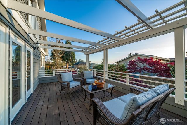 26445 Marine View Drive S, Des Moines, WA 98198