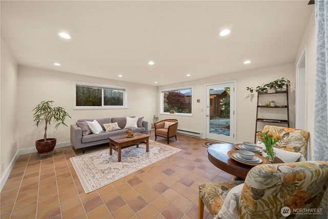 26445 Marine View Drive S, Des Moines, WA 98198