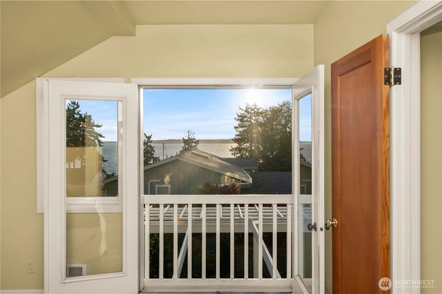 26445 Marine View Drive S, Des Moines, WA 98198