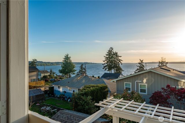 26445 Marine View Drive S, Des Moines, WA 98198