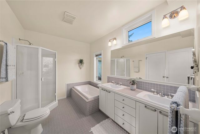 26445 Marine View Drive S, Des Moines, WA 98198