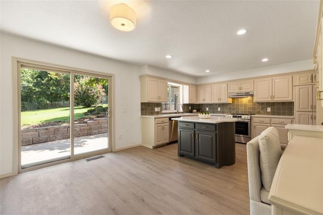 2132 Running Branch Road, Edmond, OK 73013