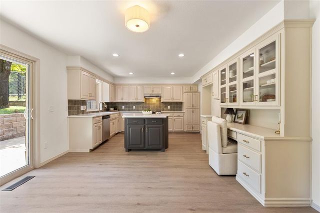 2132 Running Branch Road, Edmond, OK 73013