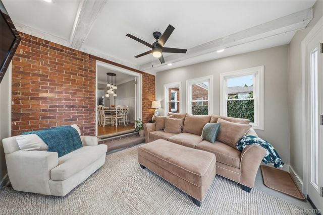 1517 Marywood Drive, Royal Oak Charter Township, MI 48067