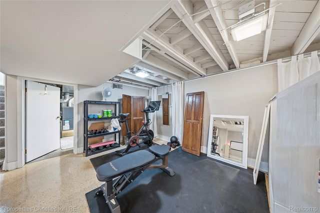 1517 Marywood Drive, Royal Oak Charter Township, MI 48067