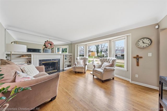 1517 Marywood Drive, Royal Oak Charter Township, MI 48067