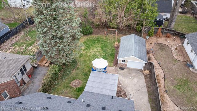 1517 Marywood Drive, Royal Oak Charter Township, MI 48067