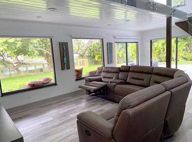 4311 SW 31st Dr, West Park, FL 33023