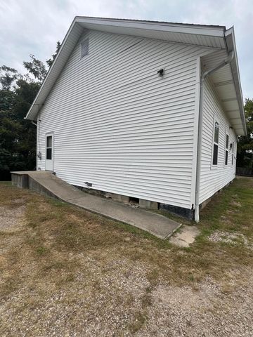 8688 National Road SE, Thornville, OH 43076