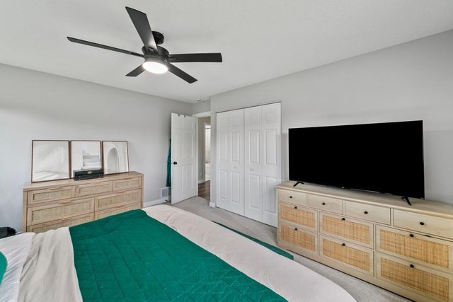 8726 Ivywood Avenue S, Cottage Grove, MN 55016