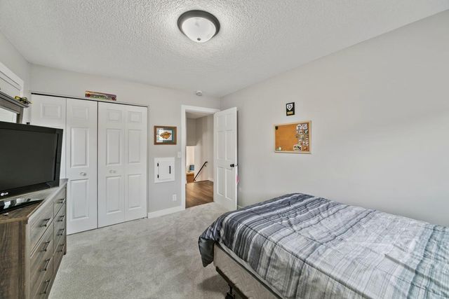 8726 Ivywood Avenue S, Cottage Grove, MN 55016