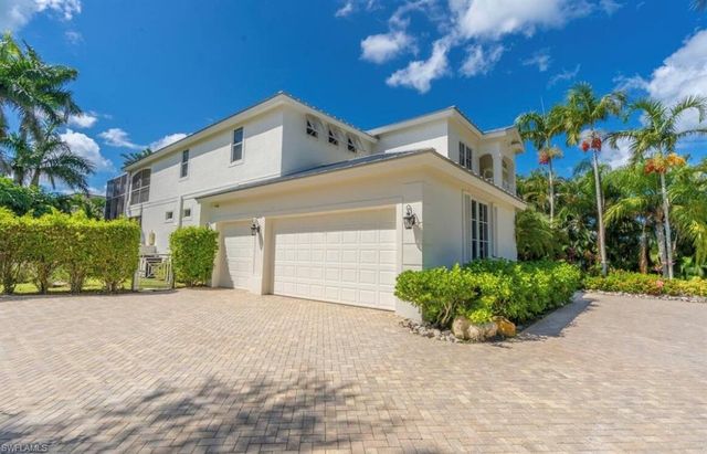 428 Rudder RD, Naples, FL 34102