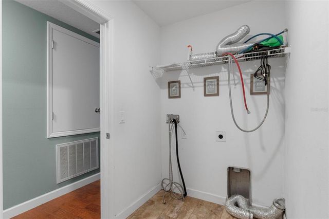 18098 MACEK ROAD, Weeki Wachee, FL 34614