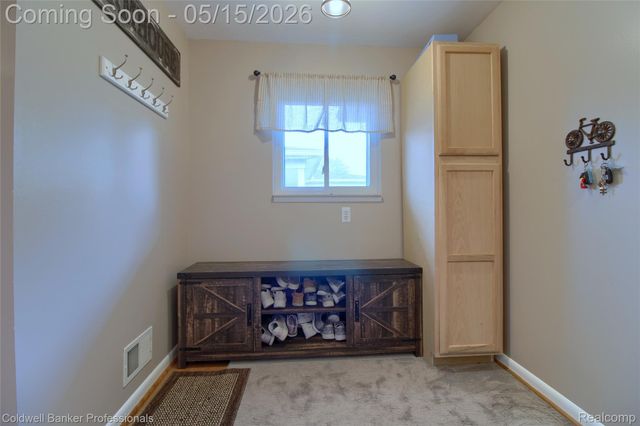 5866 Willow Creek Drive, Canton Charter Township, MI 48187