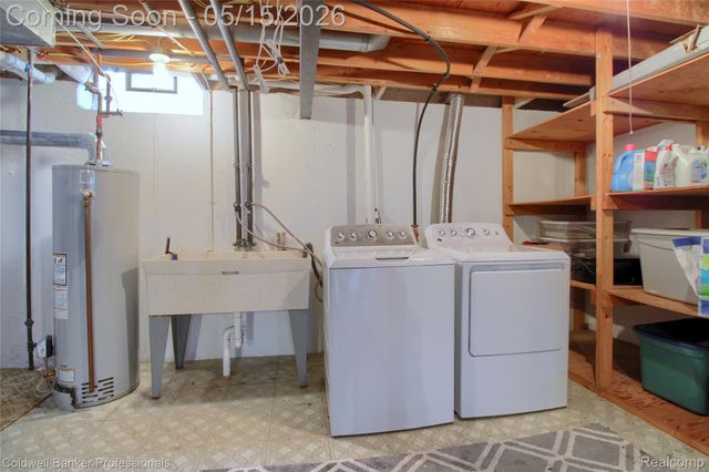 5866 Willow Creek Drive, Canton Charter Township, MI 48187