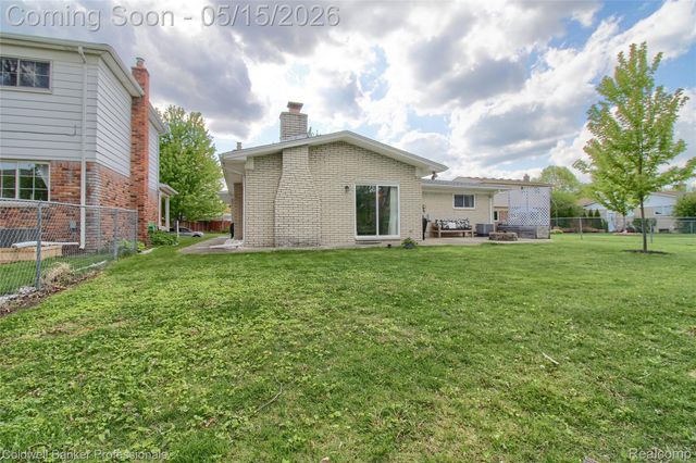 5866 Willow Creek Drive, Canton Charter Township, MI 48187