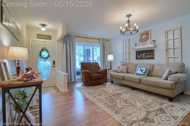 5866 Willow Creek Drive, Canton Charter Township, MI 48187