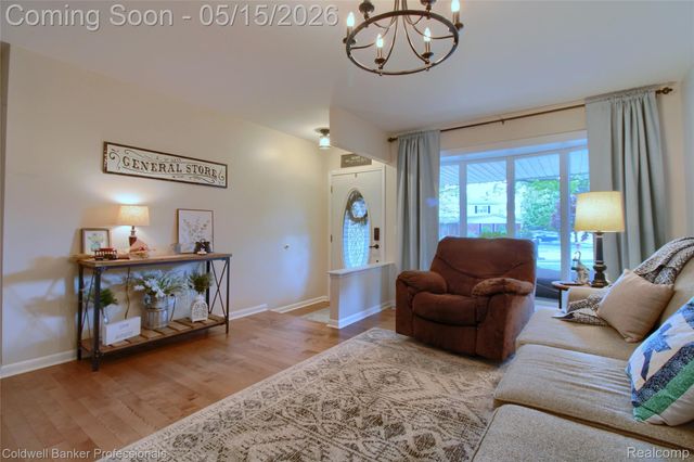 5866 Willow Creek Drive, Canton Charter Township, MI 48187
