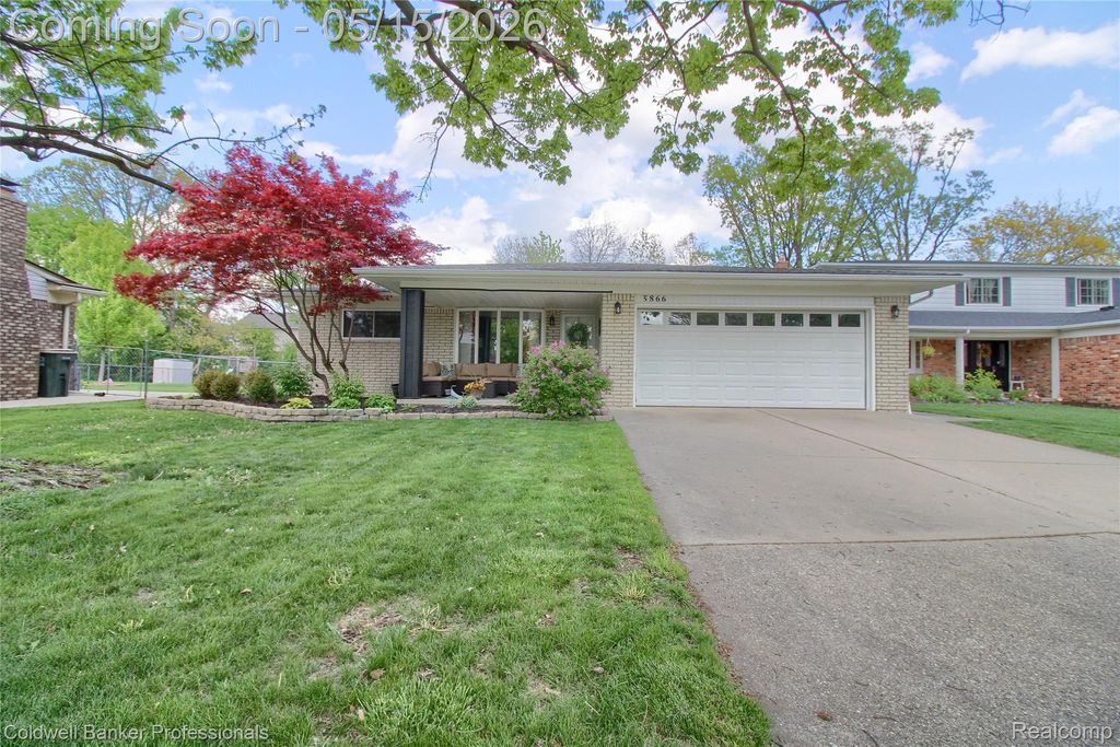 5866 Willow Creek Drive, Canton Charter Township, MI 48187